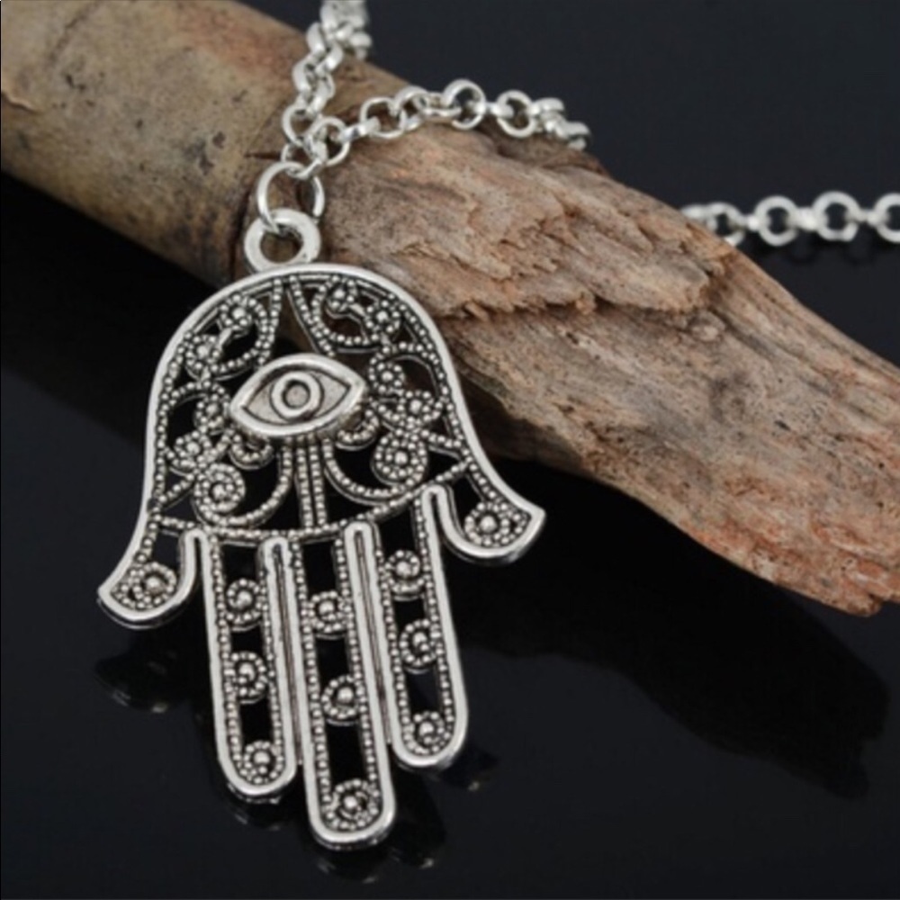 NEW Hamsa Hand 20” Chain Necklace Silver Filigree